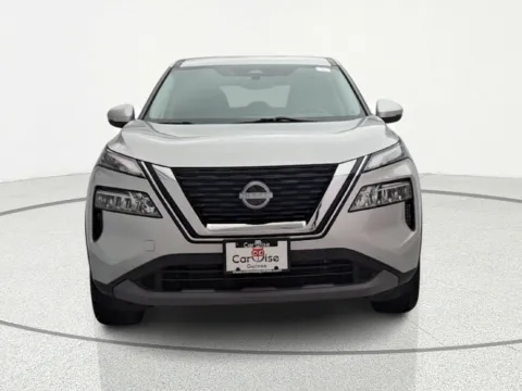 Photos of 2022 Nissan Rogue SV for sale in Gurnee, IL at CarWise Gurnee