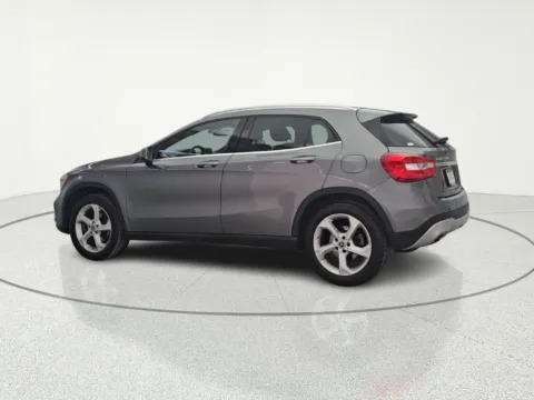 More photos of 2020 Mercedes-Benz GLA 250 at CarWise Gurnee, IL