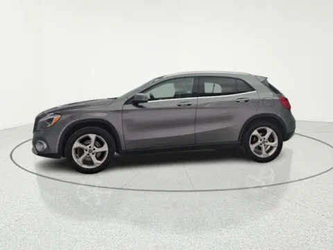 More photos of 2020 Mercedes-Benz GLA 250 at CarWise Gurnee, IL