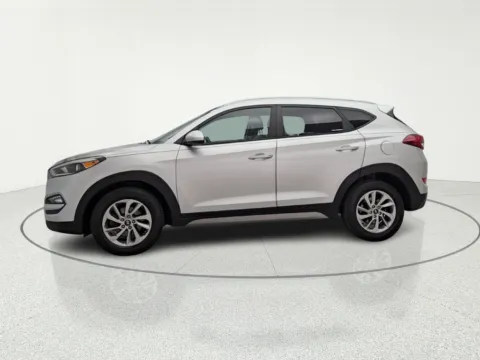 More photos of 2018 Hyundai Tucson SEL at CarWise Gurnee, IL