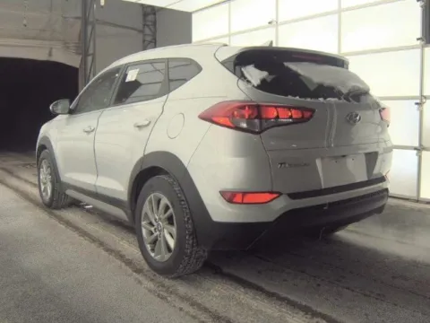 Photos of 2018 Hyundai Tucson SEL for sale in Gurnee, IL at CarWise Gurnee