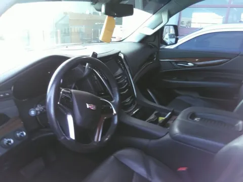 Another view of 2019 Cadillac Escalade ESV Premium for sale in Gurnee, IL at CarWise Gurnee