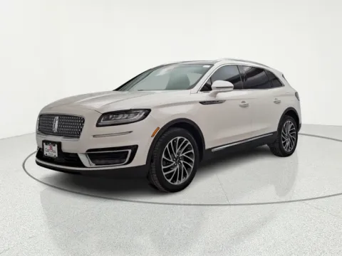 Another view of 2019 Lincoln Nautilus Reserve for sale in Gurnee, IL at CarWise Gurnee