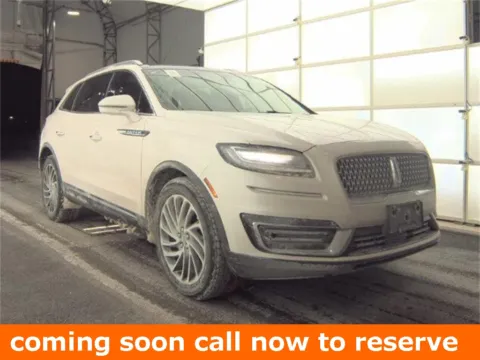 White 2019 Lincoln Nautilus Reserve for sale in Gurnee, IL