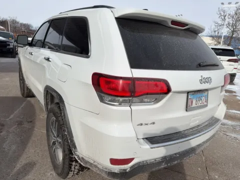 Photos of 2021 Jeep Grand Cherokee Limited for sale in Gurnee, IL at CarWise Gurnee