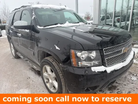 Black 2008 Chevrolet Tahoe LTZ for sale in Gurnee, IL