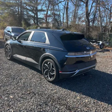 Photos of 2022 Hyundai IONIQ 5 SEL for sale in Gurnee, IL at CarWise Gurnee