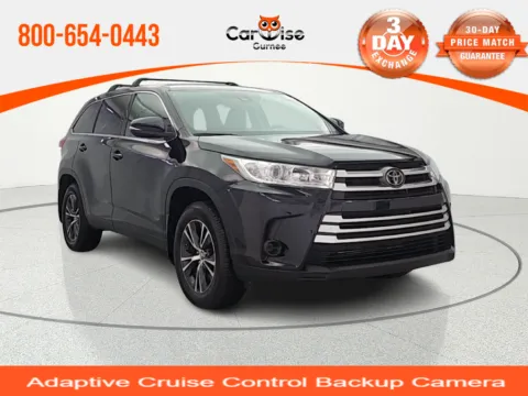 Black 2019 Toyota Highlander LE for sale in Gurnee, IL