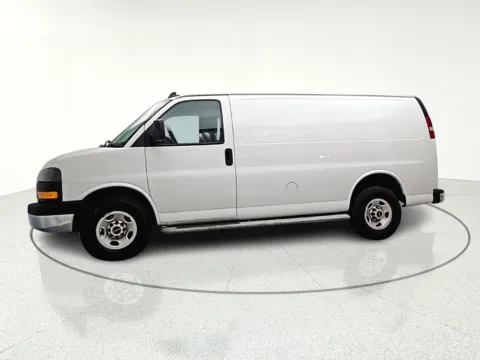 More photos of 2019 GMC Savana 2500 Work Van at CarWise Gurnee, IL