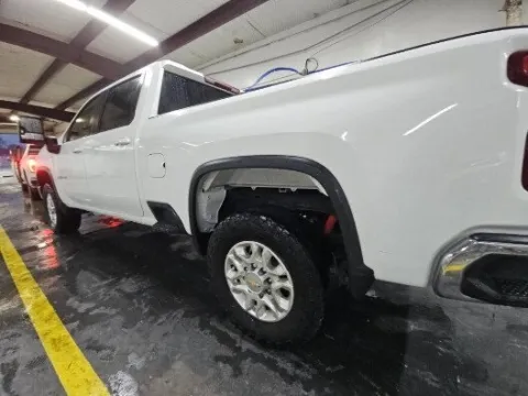 Photos of 2023 Chevrolet Silverado 2500HD LT for sale in Gurnee, IL at CarWise Gurnee