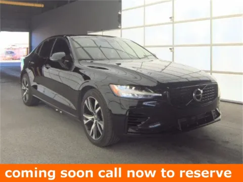 Black 2022 Volvo S60 Recharge Plug-In Hybrid T8 R-Design Expression for sale in Gurnee, IL