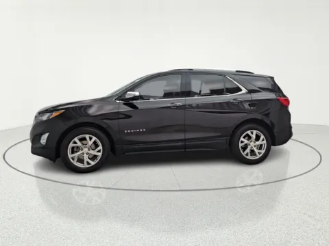 More photos of 2021 Chevrolet Equinox Premier at CarWise Gurnee, IL