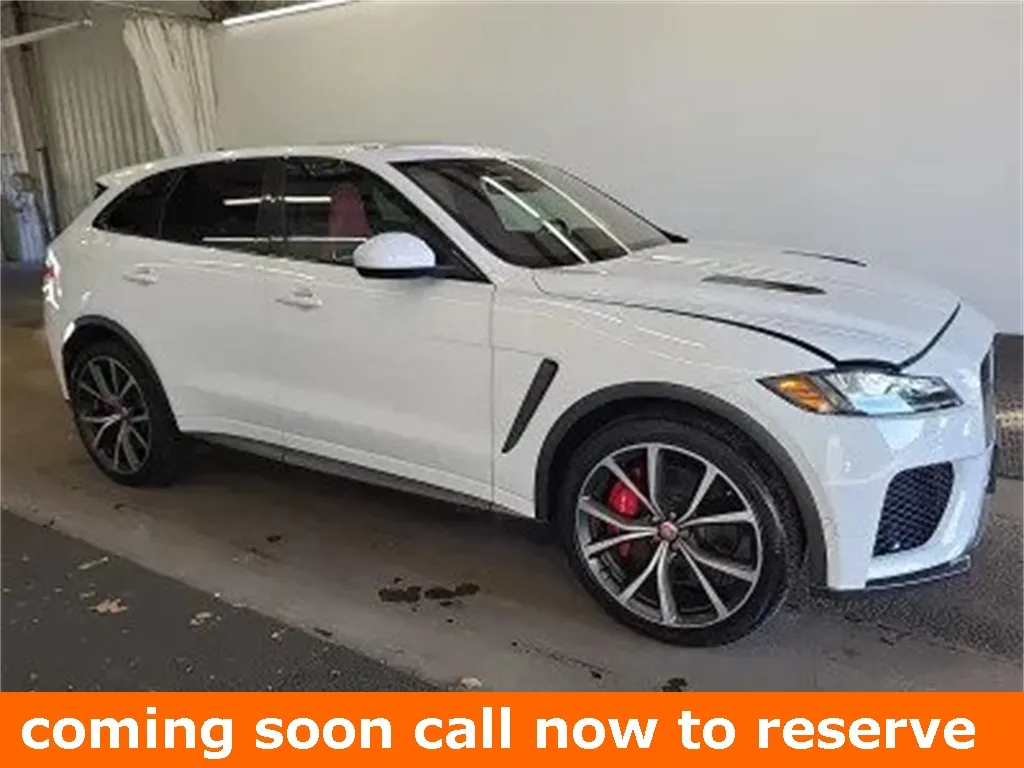 2020 Jaguar F-Pace SVR