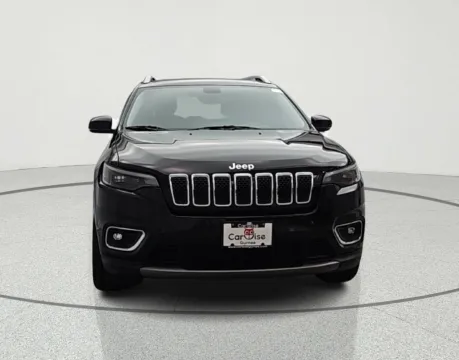 Photos of 2019 Jeep Cherokee Limited for sale in Gurnee, IL at CarWise Gurnee