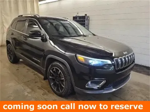Black 2019 Jeep Cherokee Limited for sale in Gurnee, IL
