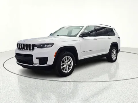 Another view of 2022 Jeep Grand Cherokee L Laredo for sale in Gurnee, IL at CarWise Gurnee