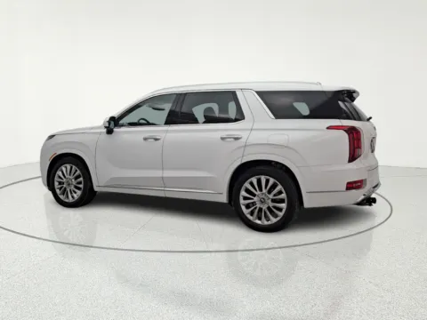 More photos of 2020 Hyundai Palisade Limited at CarWise Gurnee, IL