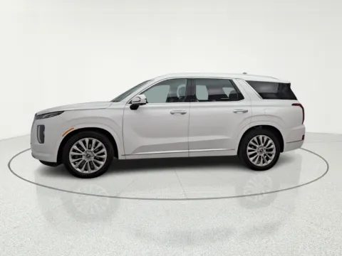 More photos of 2020 Hyundai Palisade Limited at CarWise Gurnee, IL
