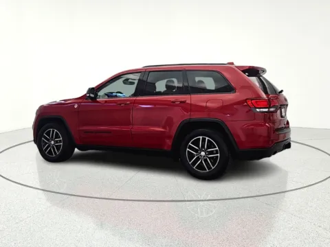 More photos of 2018 Jeep Grand Cherokee Trailhawk at CarWise Gurnee, IL