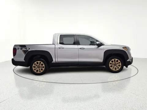 More photos of 2023 Honda Ridgeline RTL at CarWise Gurnee, IL