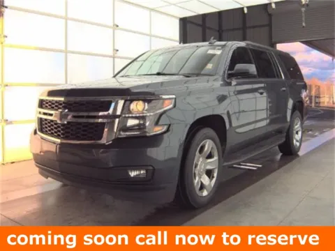 Gray 2020 Chevrolet Suburban LT for sale in Gurnee, IL