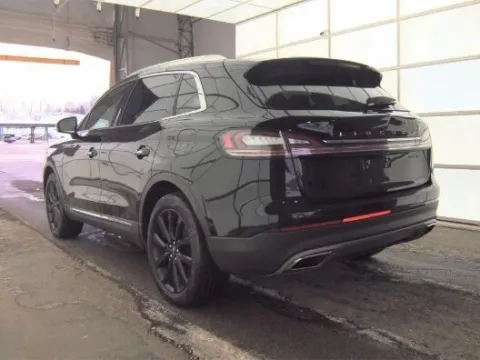 Photos of 2020 Lincoln Nautilus Reserve for sale in Gurnee, IL at CarWise Gurnee