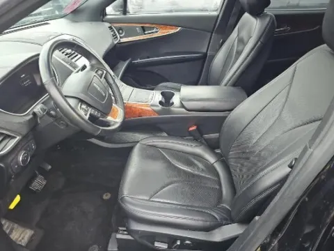 Another view of 2020 Lincoln Nautilus Reserve for sale in Gurnee, IL at CarWise Gurnee