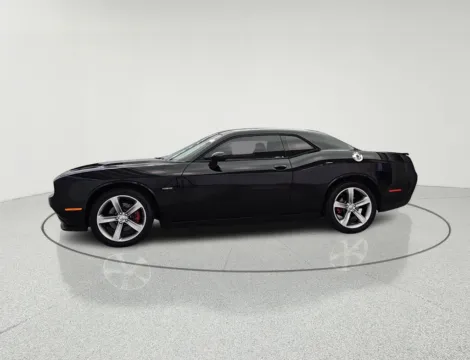 More photos of 2016 Dodge Challenger R/T at CarWise Gurnee, IL