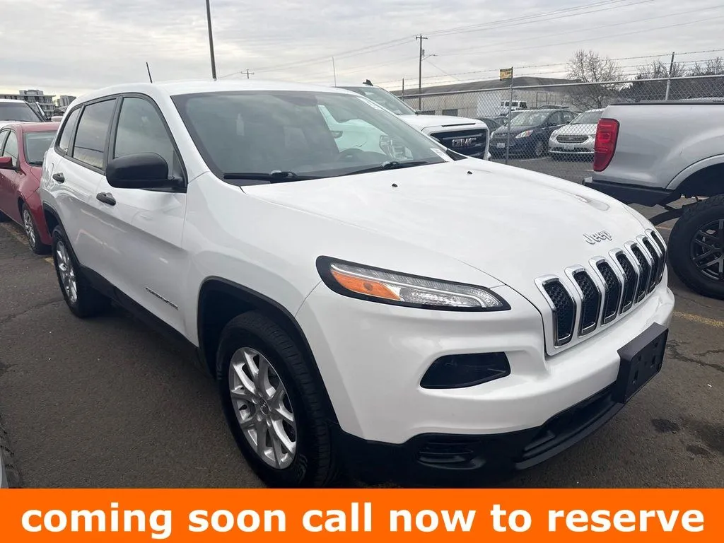 White 2017 Jeep Cherokee Sport for sale in Gurnee, IL
