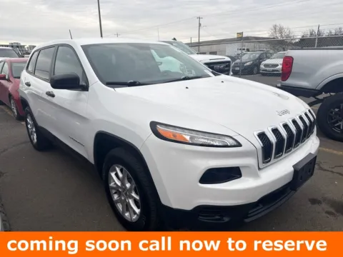 White 2017 Jeep Cherokee Sport for sale in Gurnee, IL