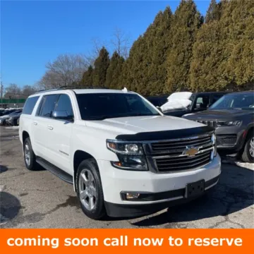 White 2018 Chevrolet Suburban Premier for sale in Gurnee, IL