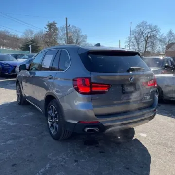 Photos of 2018 BMW X5 xDrive35i for sale in Gurnee, IL at CarWise Gurnee