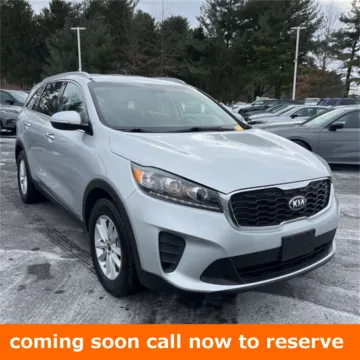 Silver 2019 Kia Sorento LX for sale in Gurnee, IL