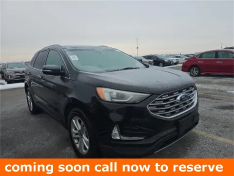 Black 2019 Ford Edge SEL for sale in Gurnee, IL