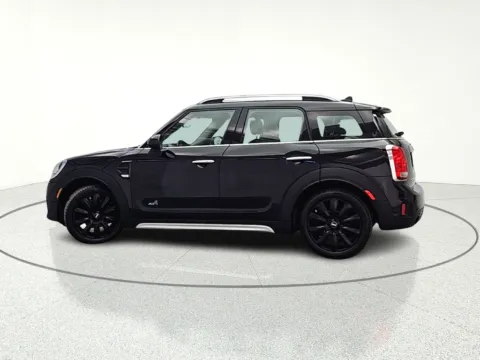 More photos of 2019 MINI Cooper Countryman ALL4 Cooper ALL4 at CarWise Gurnee, IL