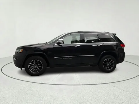 More photos of 2018 Jeep Grand Cherokee Limited at CarWise Gurnee, IL