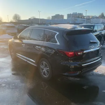 Photos of 2018 INFINITI QX60 for sale in Gurnee, IL at CarWise Gurnee