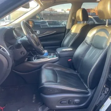 Another view of 2018 INFINITI QX60 for sale in Gurnee, IL at CarWise Gurnee