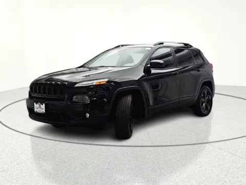 Another view of 2018 Jeep Cherokee Limited for sale in Gurnee, IL at CarWise Gurnee