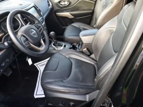 Another view of 2018 Jeep Cherokee Limited for sale in Gurnee, IL at CarWise Gurnee