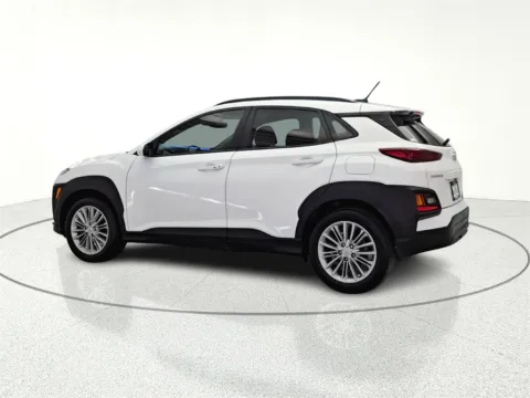 More photos of 2021 Hyundai Kona SEL at CarWise Gurnee, IL