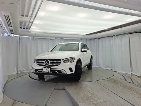 Photos of 2022 Mercedes-Benz GLC 300 for sale in Gurnee, IL at CarWise Gurnee