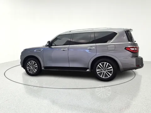 More photos of 2023 Nissan Armada SL at CarWise Gurnee, IL