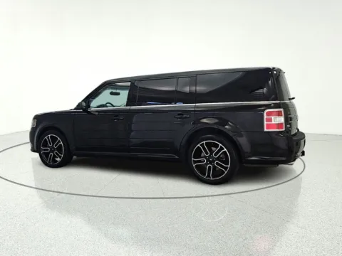 More photos of 2014 Ford Flex SEL at CarWise Gurnee, IL