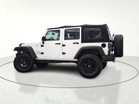 More photos of 2018 Jeep Wrangler JK Unlimited Sport at CarWise Gurnee, IL