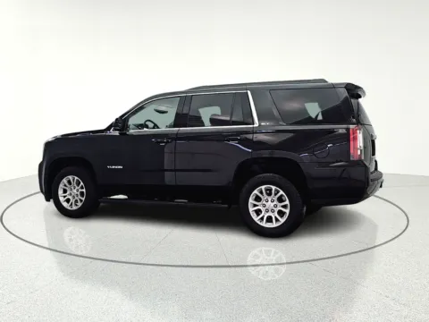 More photos of 2019 GMC Yukon SLT at CarWise Gurnee, IL