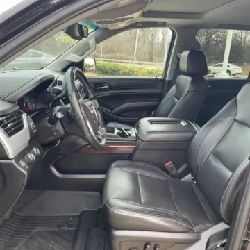 Another view of 2019 GMC Yukon SLT for sale in Gurnee, IL at CarWise Gurnee