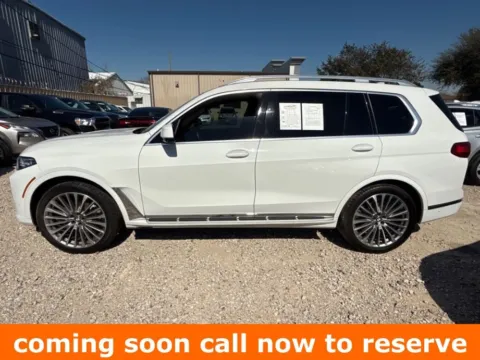 Photos of 2022 BMW X7 xDrive40i for sale in Gurnee, IL at CarWise Gurnee
