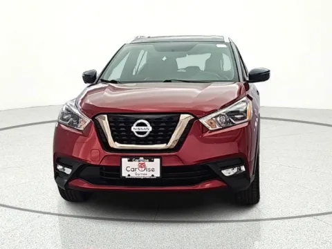 Photos of 2019 Nissan Kicks SR for sale in Gurnee, IL at CarWise Gurnee