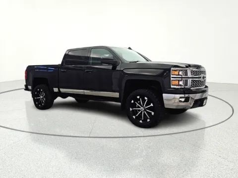 Photos of 2015 Chevrolet Silverado 1500 LT for sale in Gurnee, IL at CarWise Gurnee